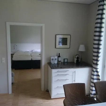 Konukevi Rheinblick 4*